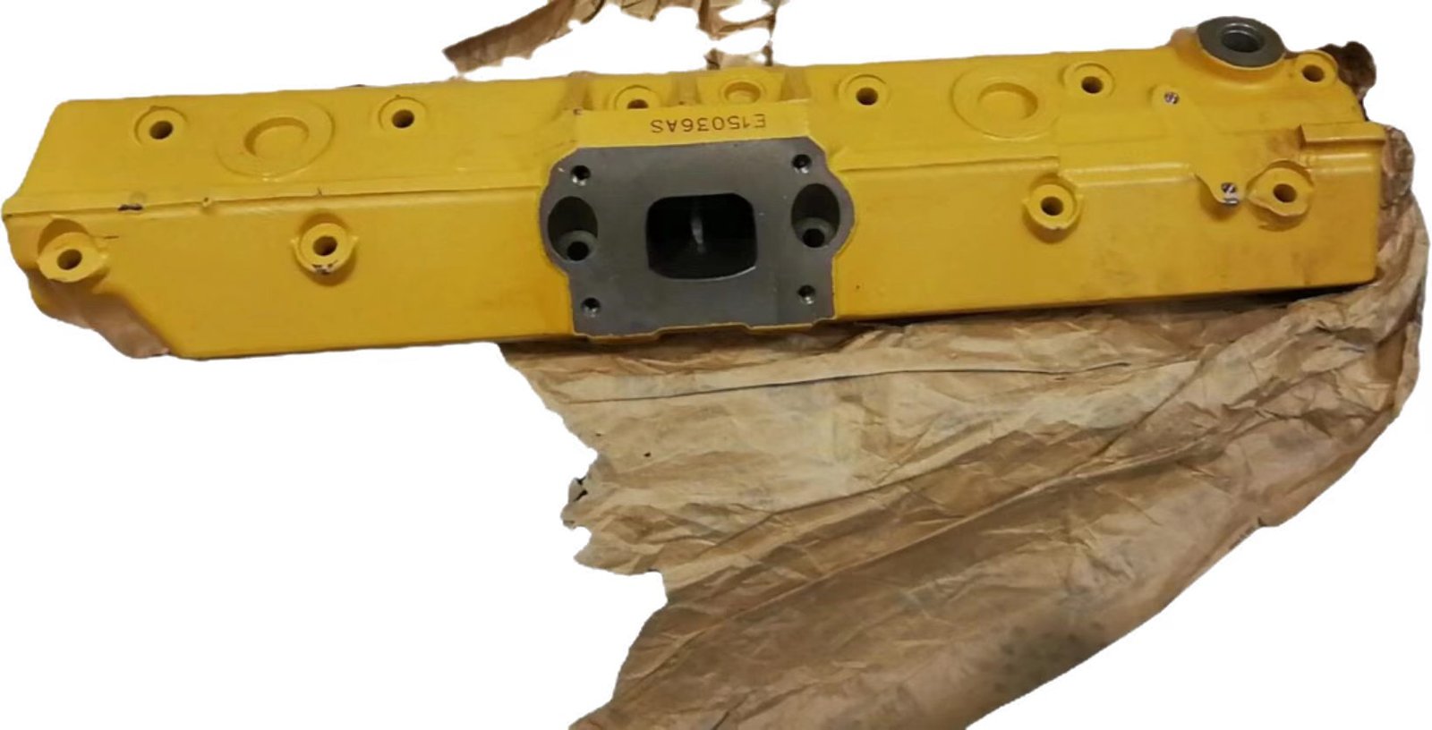CAT CL210 Exhaust Manifold BE506653